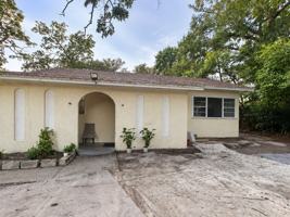 featured image of 322 N Wekiwa Springs Rd #B