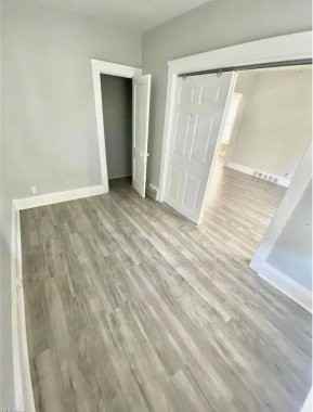 2231 W 105th St #1 - Photo 6 of 13