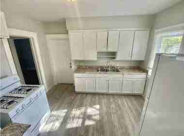 2231 W 105th St #1 - Photo 7 of 13
