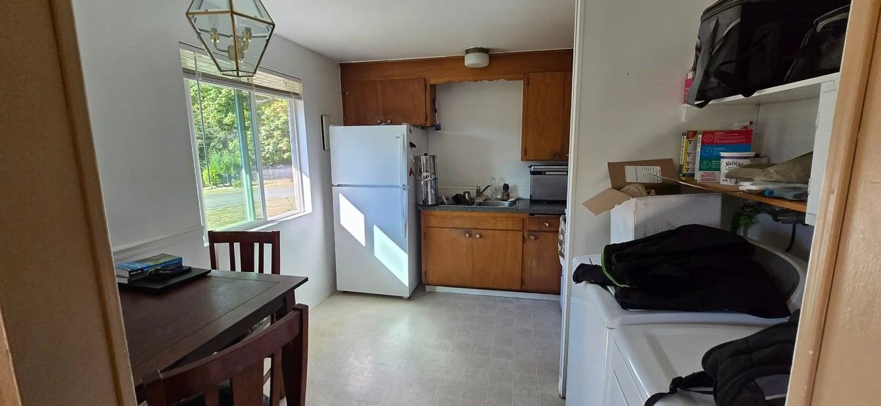 7725 Mcallister Rd #B - Photo 3 of 19