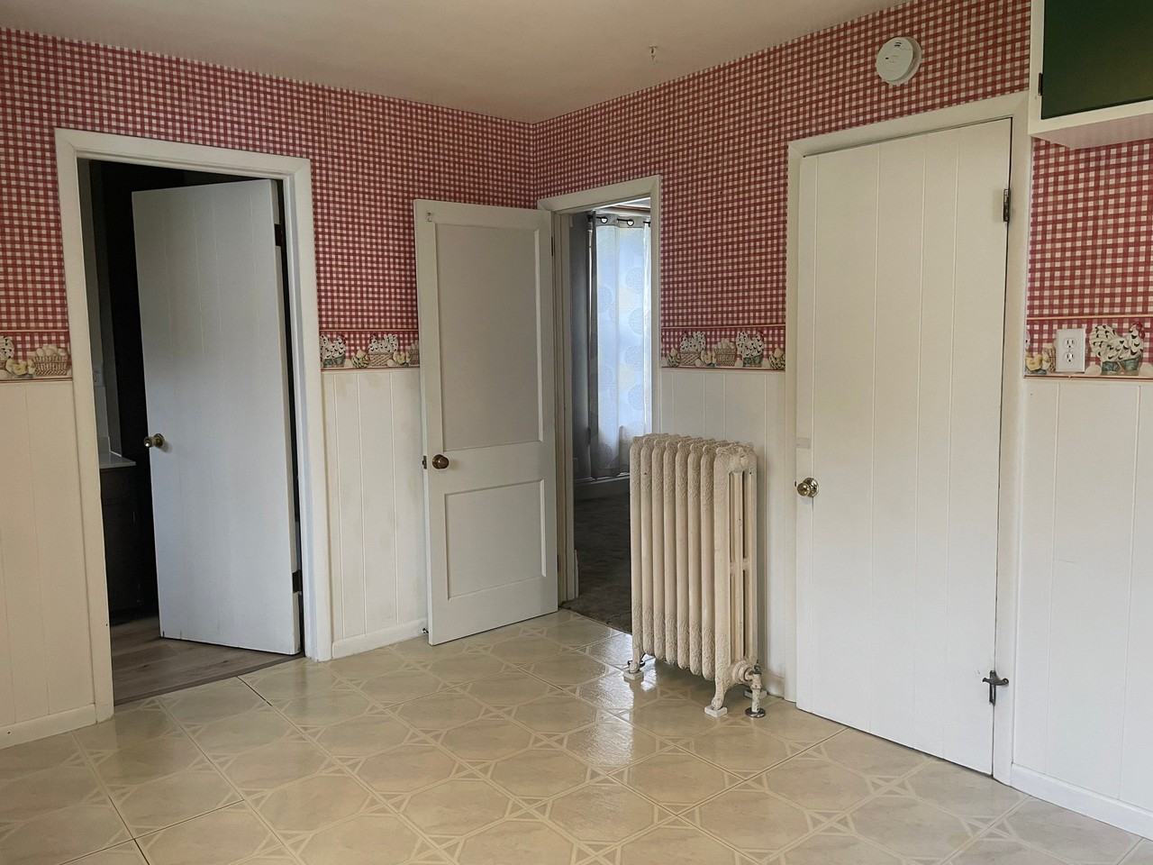 507 E Adams St #507 - Photo 6 of 20