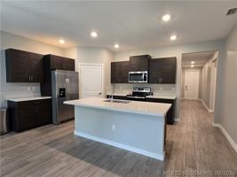 featured image of 1404 Ne White Pine Ter