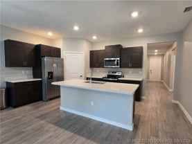 1404 Ne White Pine Ter - Photo 1 of 1