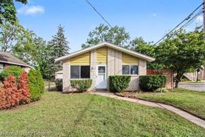 featured image of 1069 Urbancrest Dr