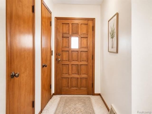 2111 W 14 Mile Rd - Photo 2 of 22