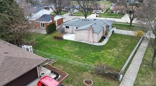 3007 Warrington Dr - Photo 6 of 29