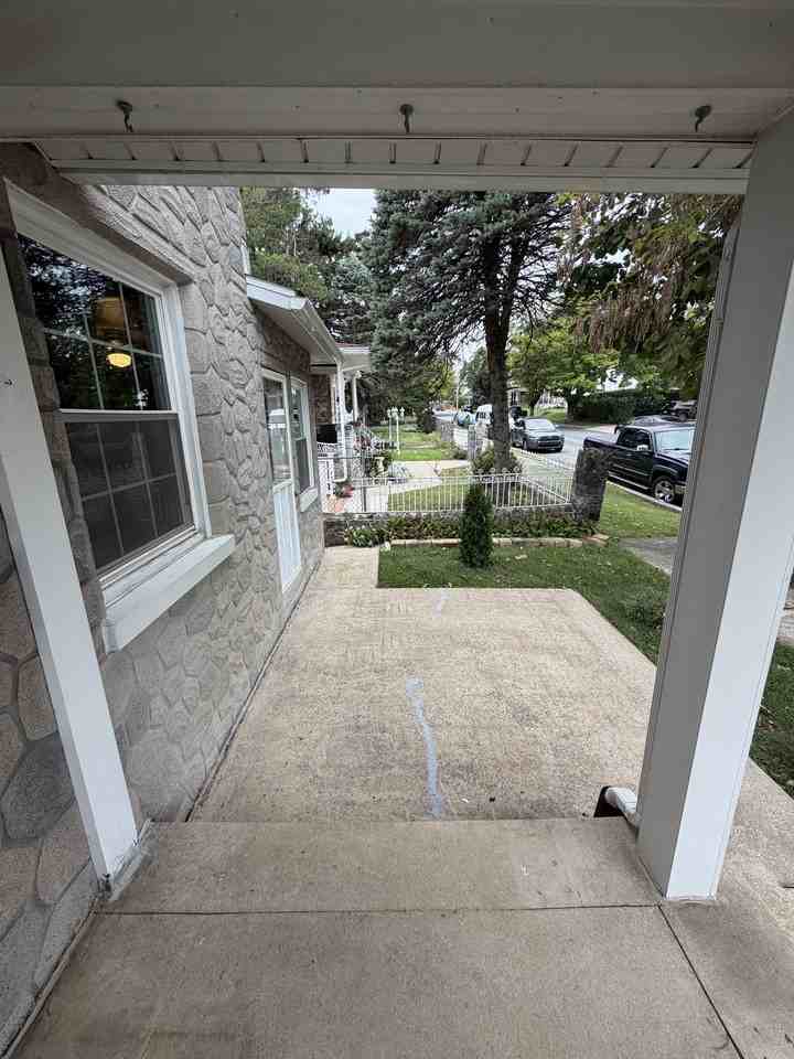 402 Douglass St #1 - Photo 3 of 50