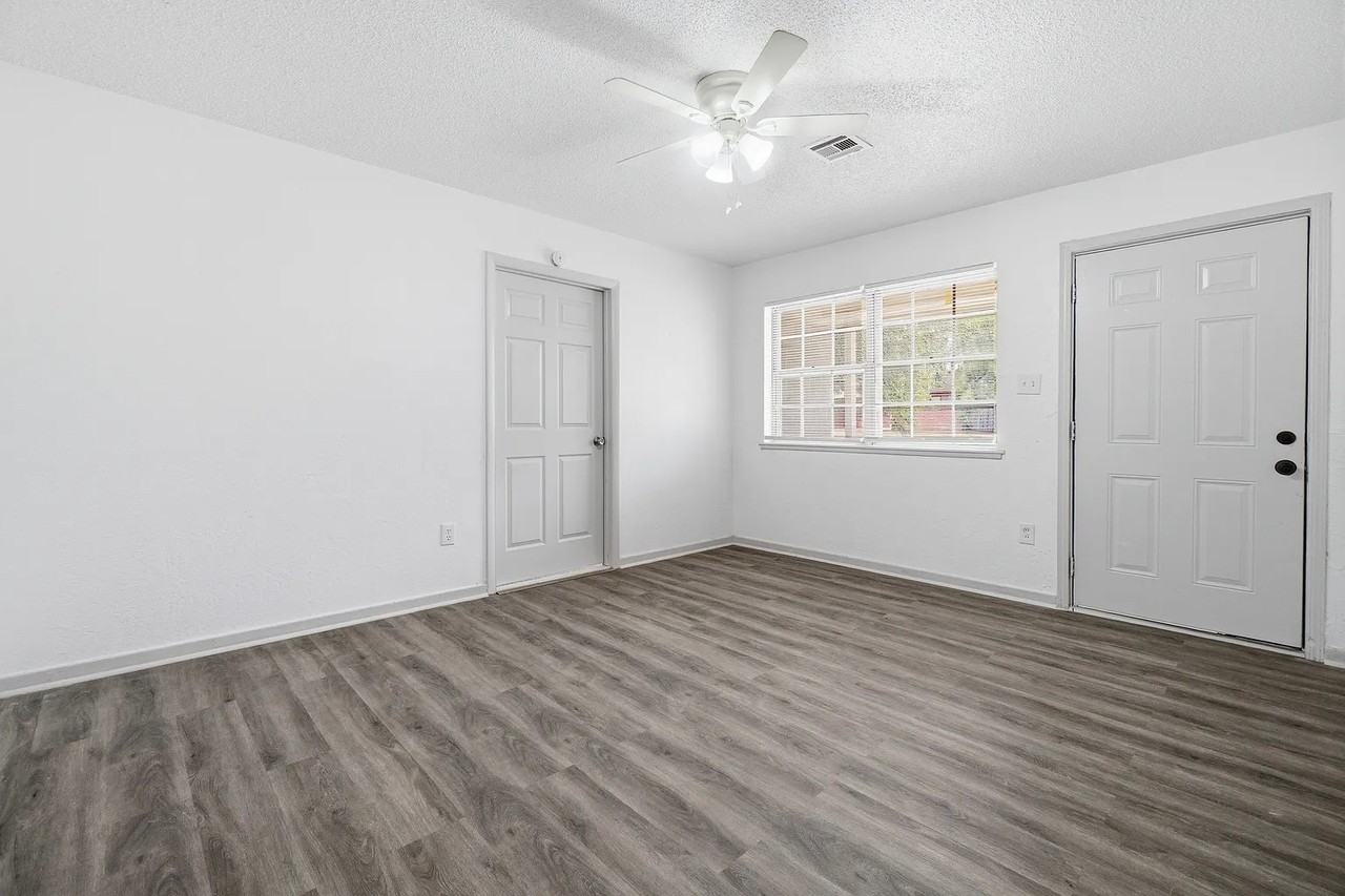 5808 Nw Kinyon Ave #33 - Photo 6 of 22