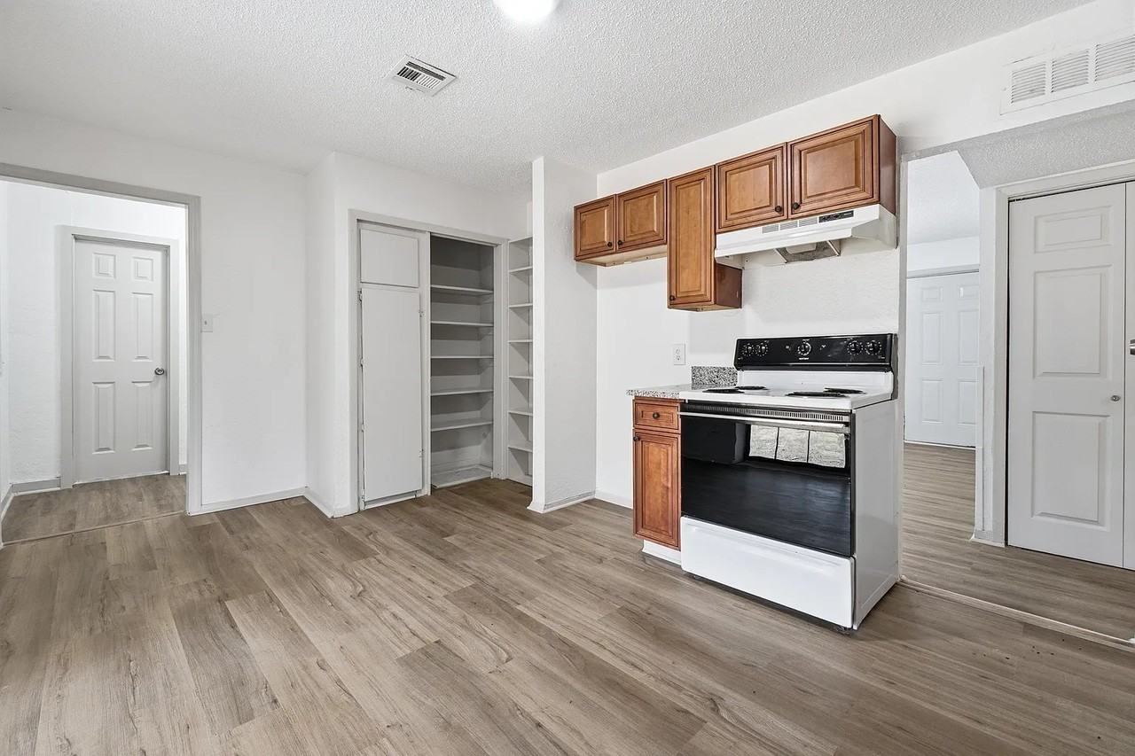 5808 Nw Kinyon Ave #33 - Photo 7 of 22