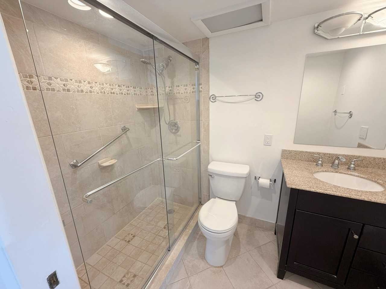 106 Burgundy C - Photo 4 of 35