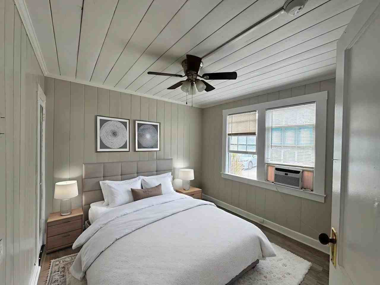 200 Park Ave #3 - Photo 3 of 9