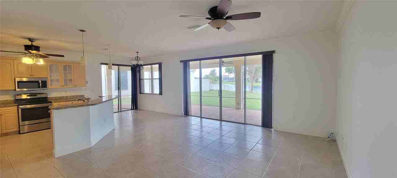 728 Nw 156th Ave - Photo 6 of 27
