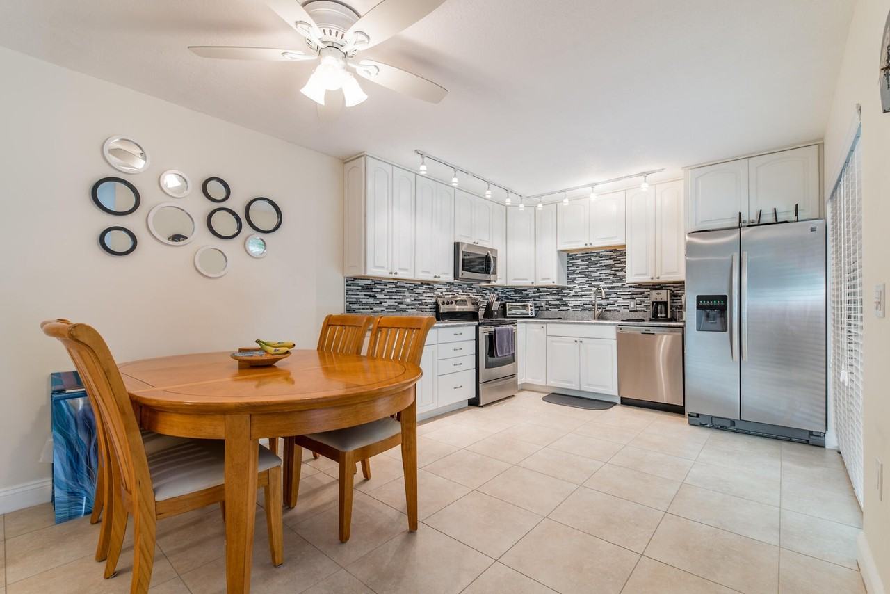 717 7th Ln - Photo 5 of 31