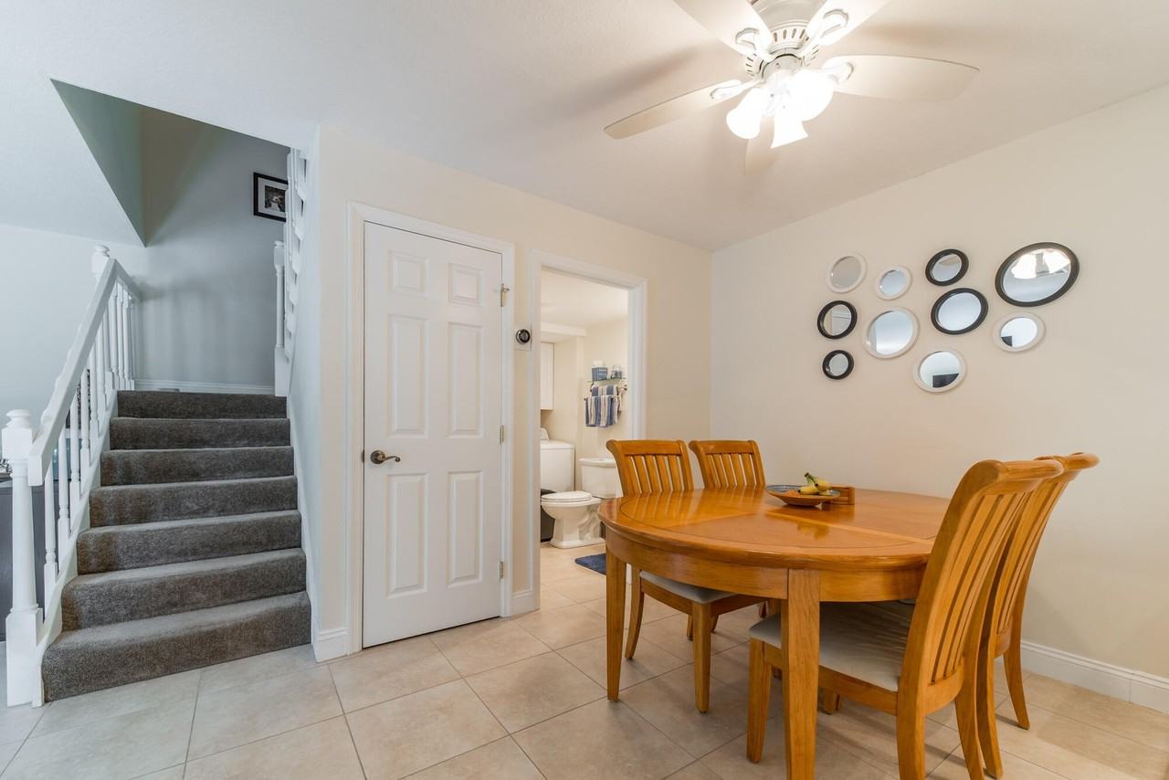 717 7th Ln - Photo 6 of 31