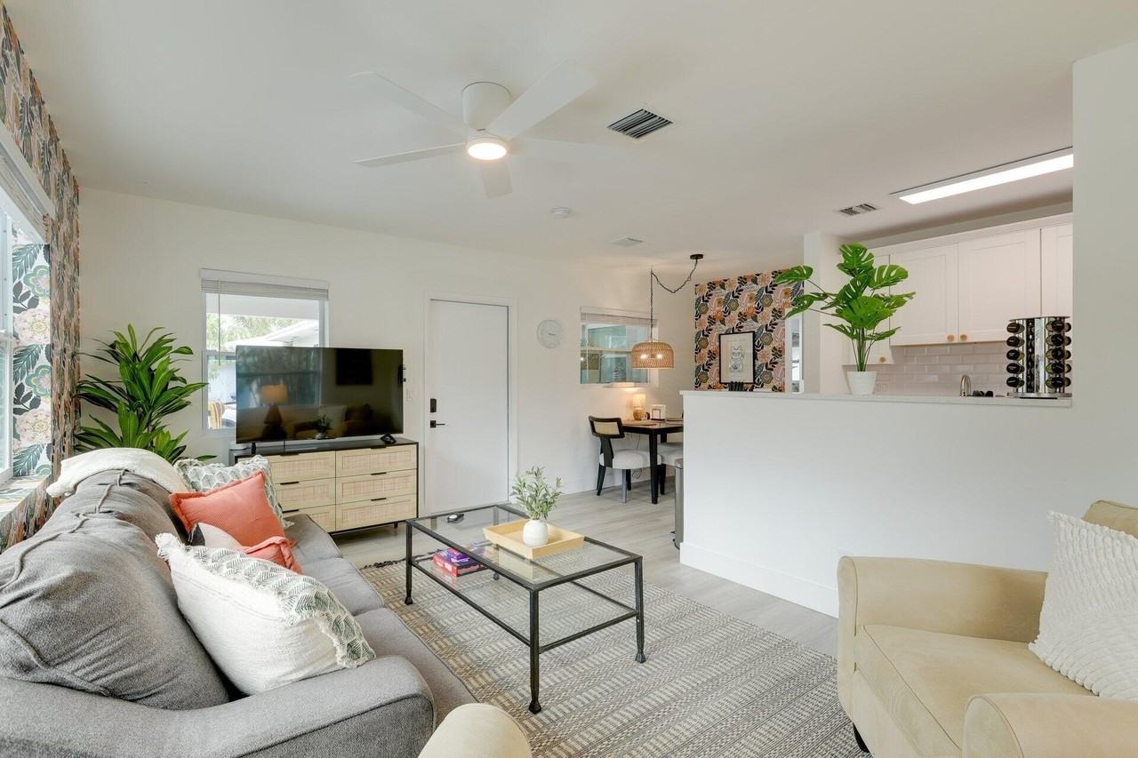 524 Eastwind Dr #524 - Photo 4 of 19