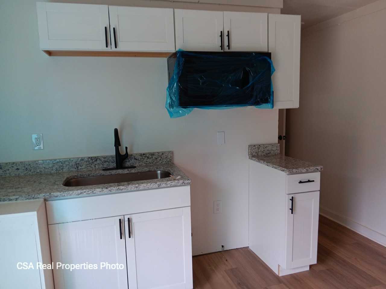3233 West St Nw - Photo 7 of 11