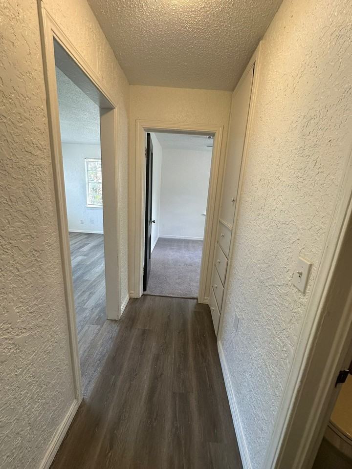 1912 Nw Ozmun Ave #1 - Photo 5 of 16