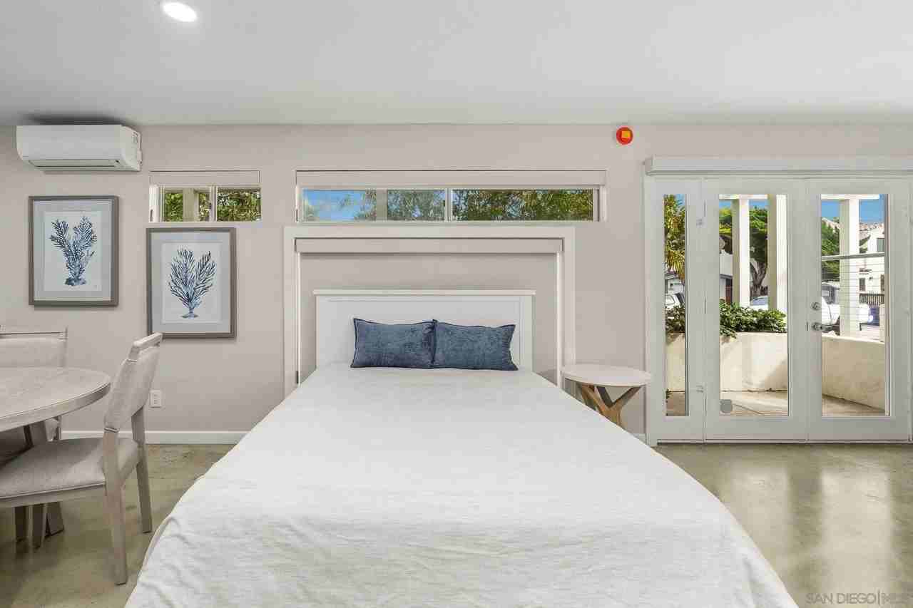 440 La Mesa Ave - Photo 6 of 10