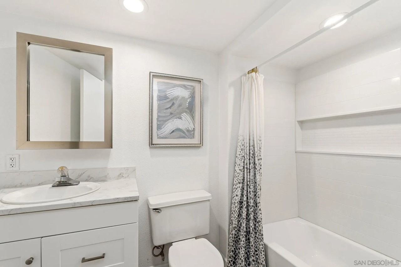 440 La Mesa Ave - Photo 7 of 10