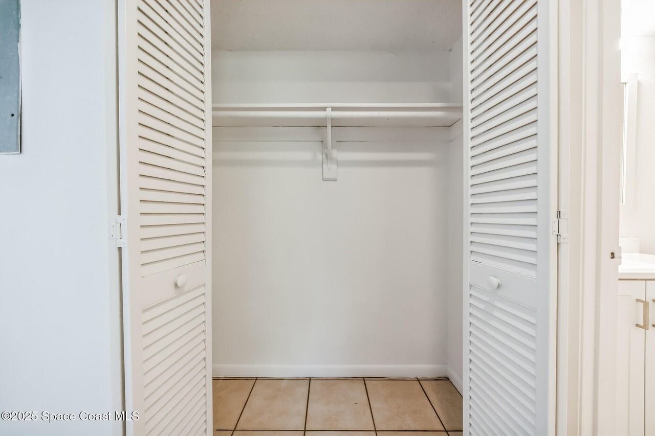 441 Mercury Ave Se #203 - Photo 5 of 17