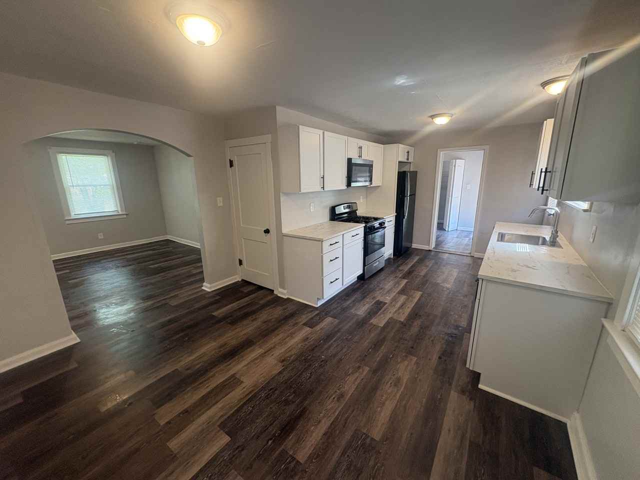 1 Woodside Dr #M - Photo 2 of 18
