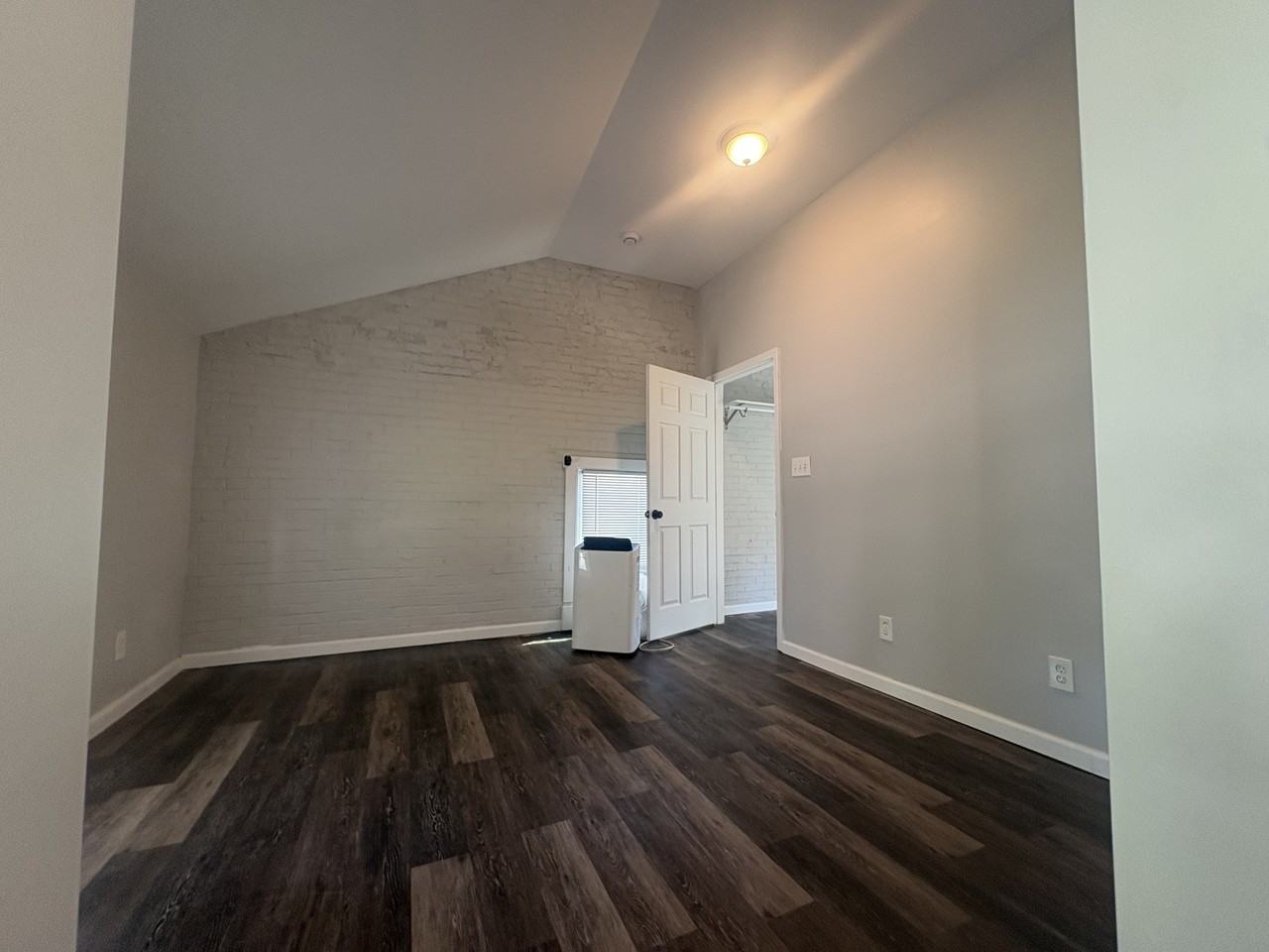 1 Woodside Dr #M - Photo 7 of 18
