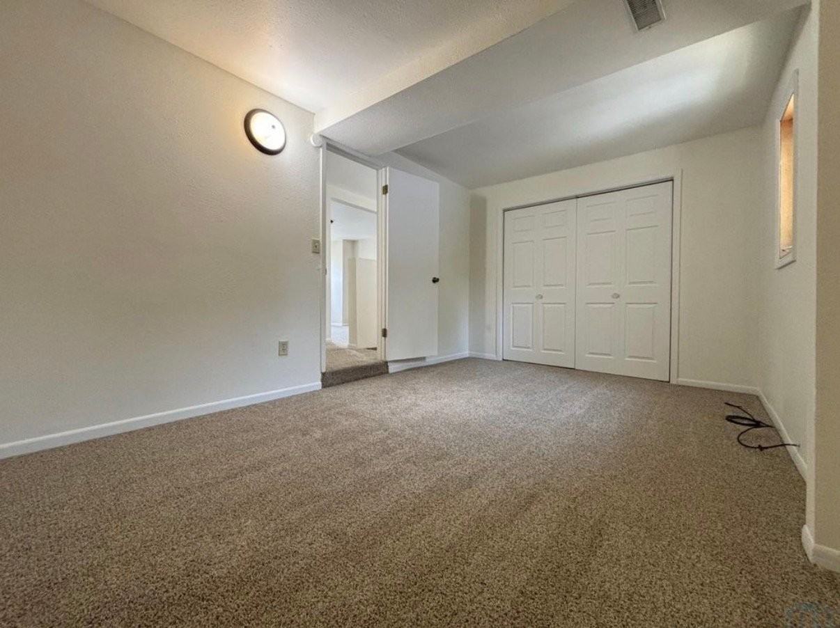 3427 Garretson Ave #1 - Photo 7 of 10