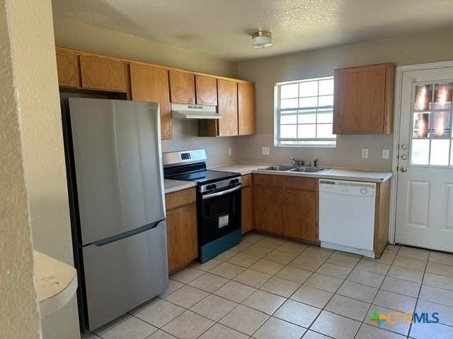 3804 Gus Dr #A - Photo 3 of 8