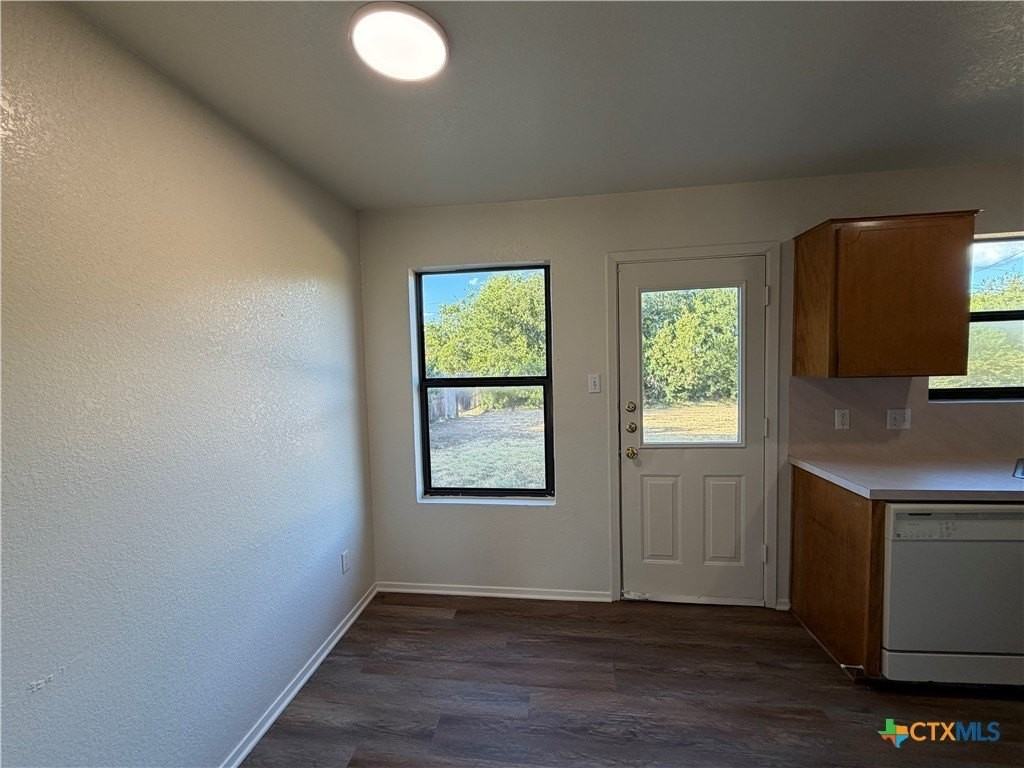 1107 Shanarae Cir #A - Photo 6 of 9