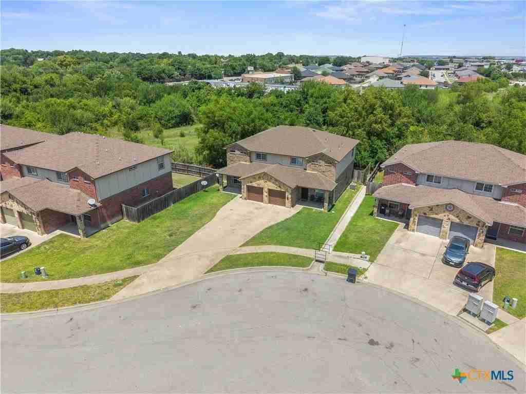 1105 Grace Point Dr #A - Photo 5 of 8