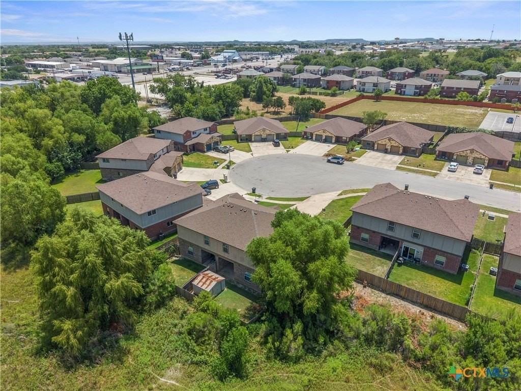 1105 Grace Point Dr #A - Photo 7 of 8
