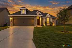 featured image of 808 Fallbrook Dr
