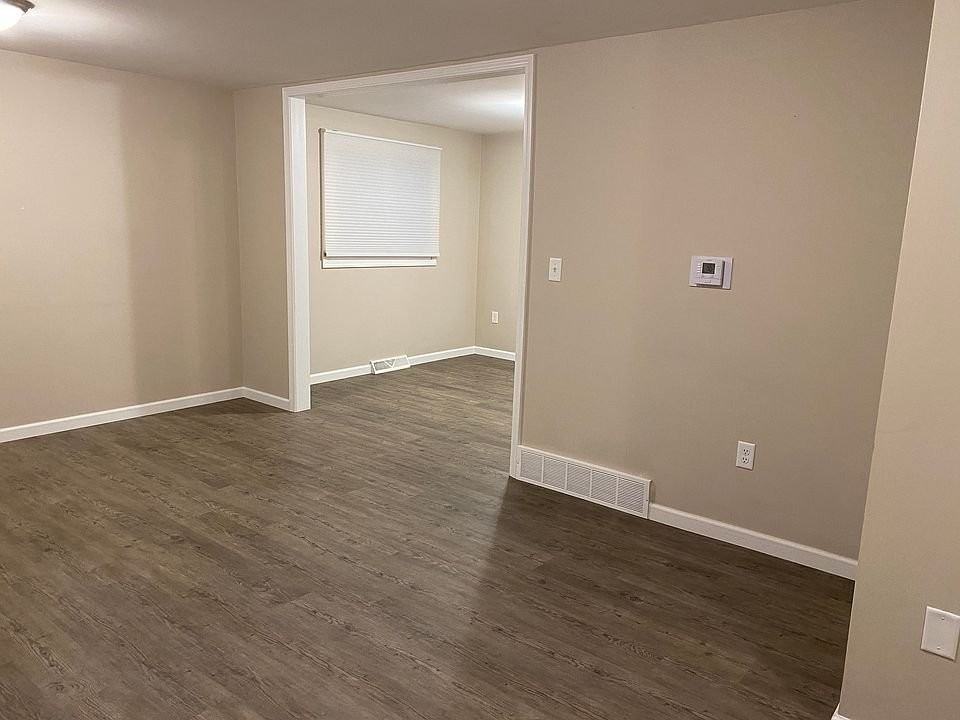 60 Altair Dr - Photo 5 of 10