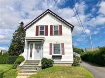 673 Aquidneck Ave - Photo 1 of 1