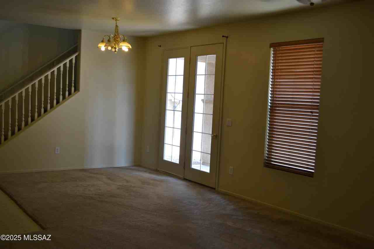 5785 E Bellow Ln - Photo 4 of 30