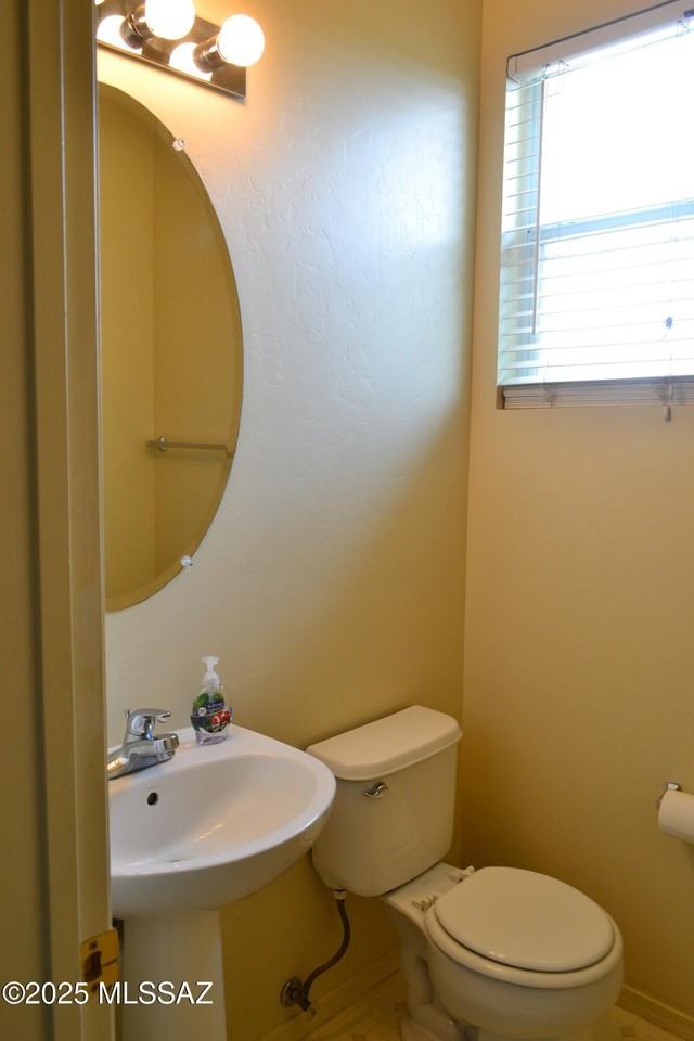 5785 E Bellow Ln - Photo 7 of 30