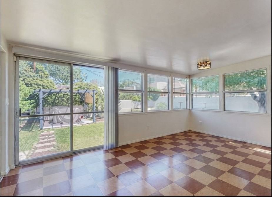 2727 Monterey Ave Se - Photo 3 of 10