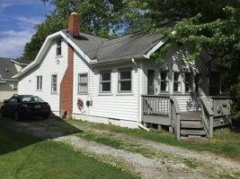 featured image of 55 River Dr