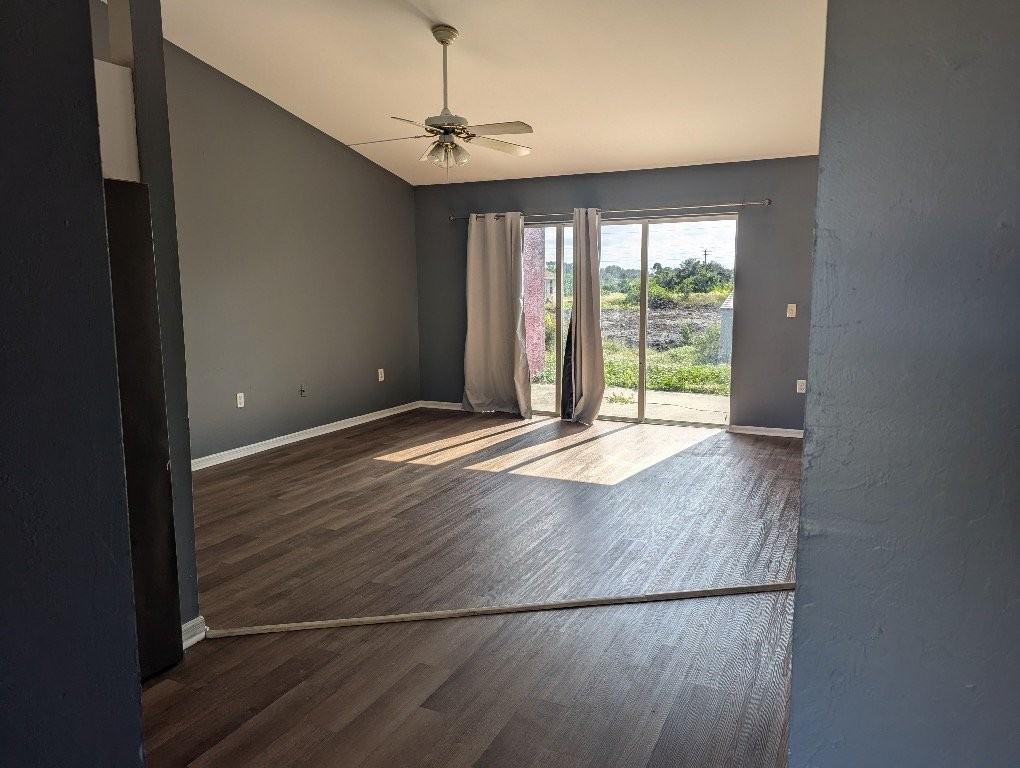 2407 Mansfield Ave S #2 - Photo 6 of 9
