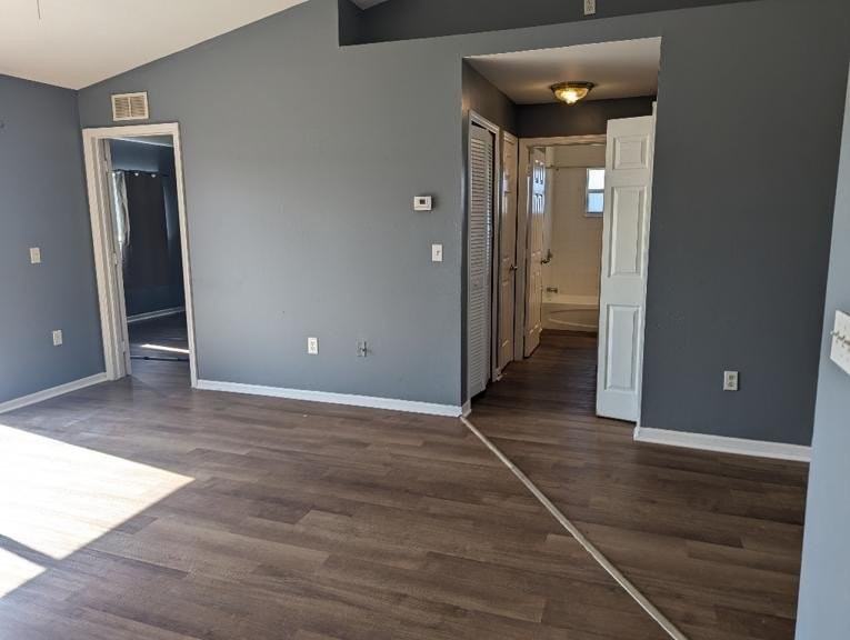 2407 Mansfield Ave S #2 - Photo 7 of 9
