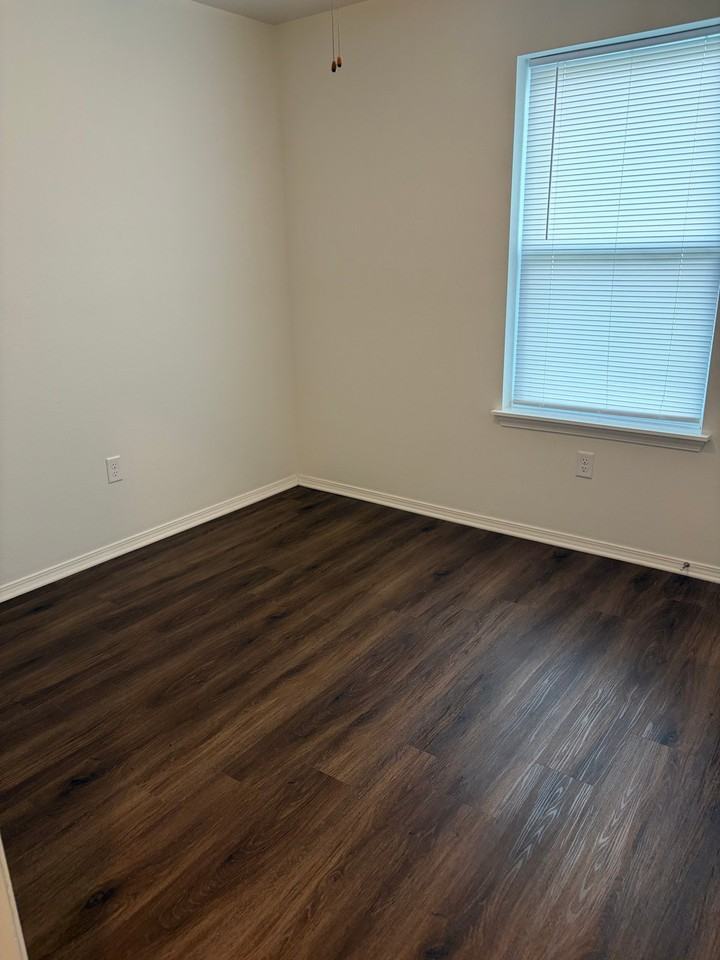 501 Dallas St Sw #7D - Photo 4 of 13