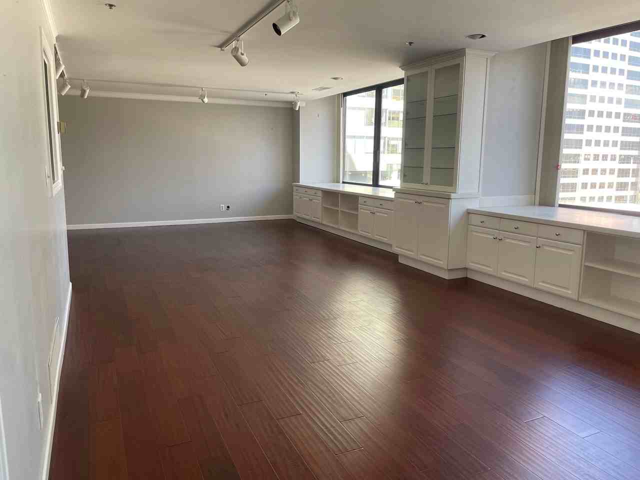48 W Broadway #801N - Photo 5 of 17