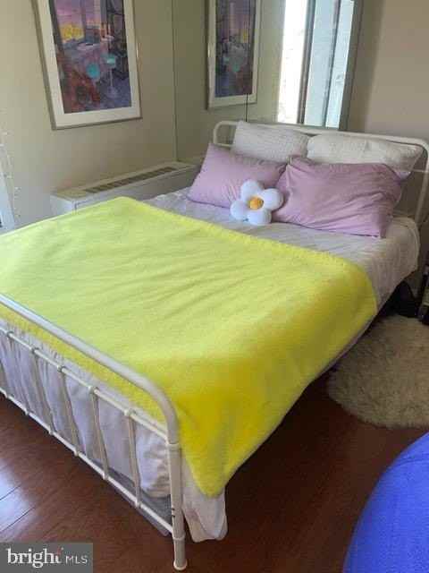 1440 N St Nw #910 - Photo 3 of 13