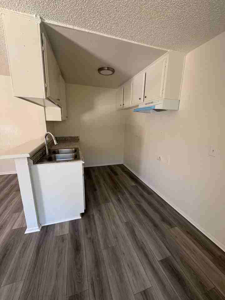 38101 11th St E - Photo 2 of 5