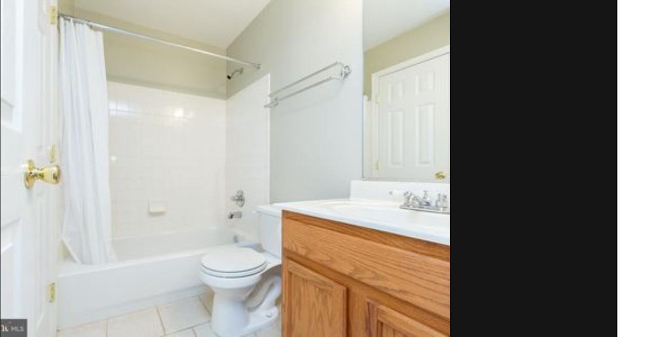 9215 Azure Ct #201 - Photo 7 of 10