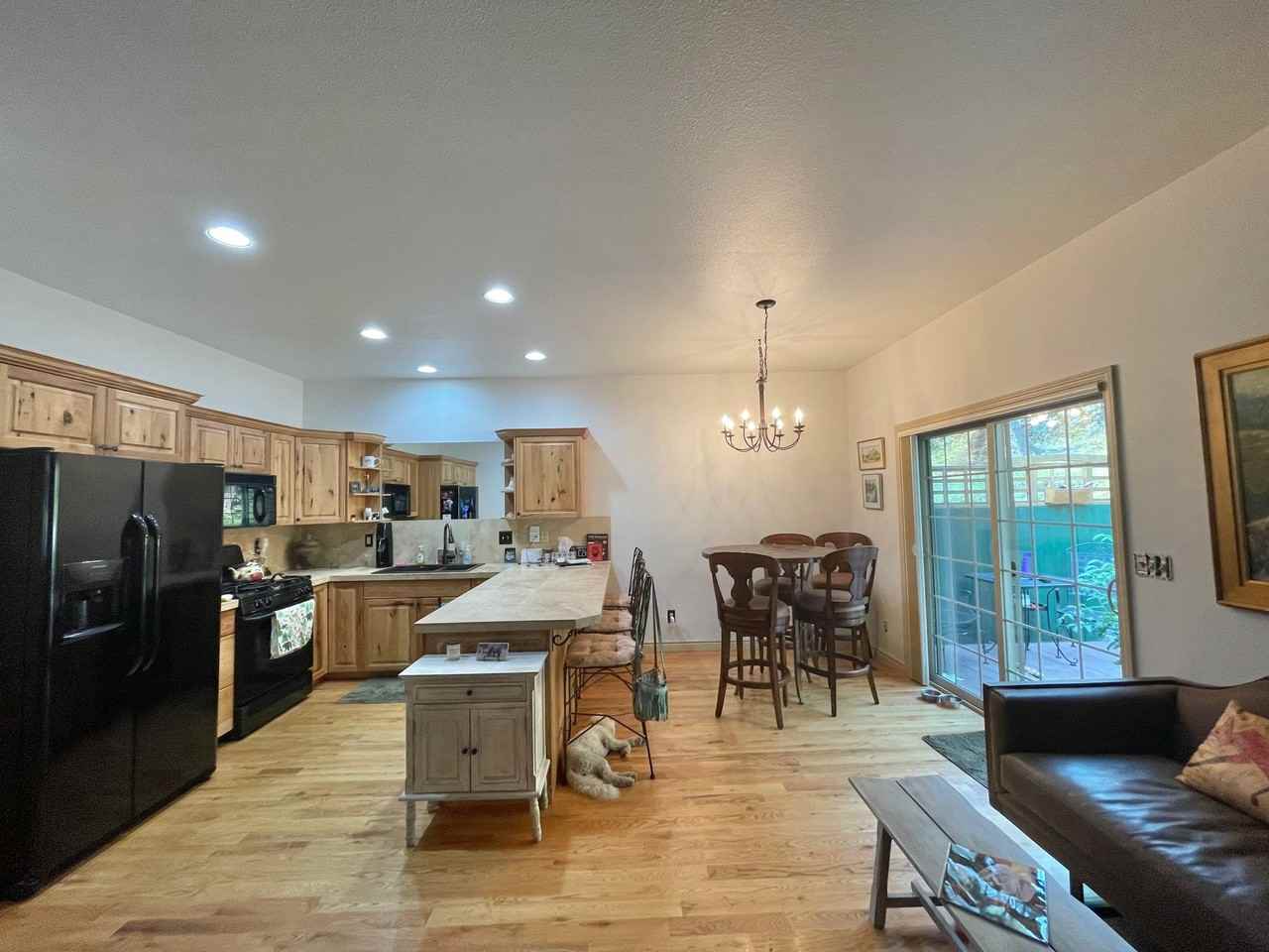 278 Eagle Bend Dr - Photo 2 of 18