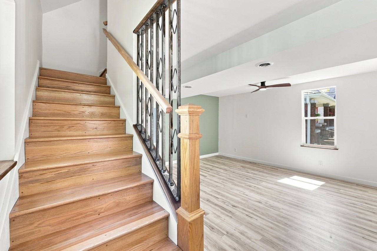 303 S Main St - Photo 6 of 18