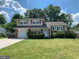 featured image of 119 Forsythia Dr