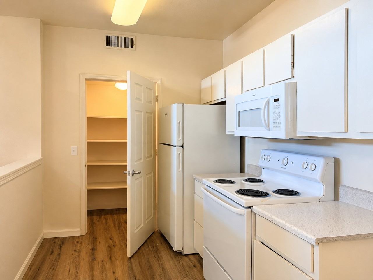 3801 Duckhorn Dr #204 - Photo 3 of 20