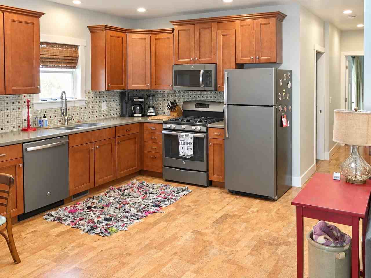 909 Alta St - Photo 3 of 8